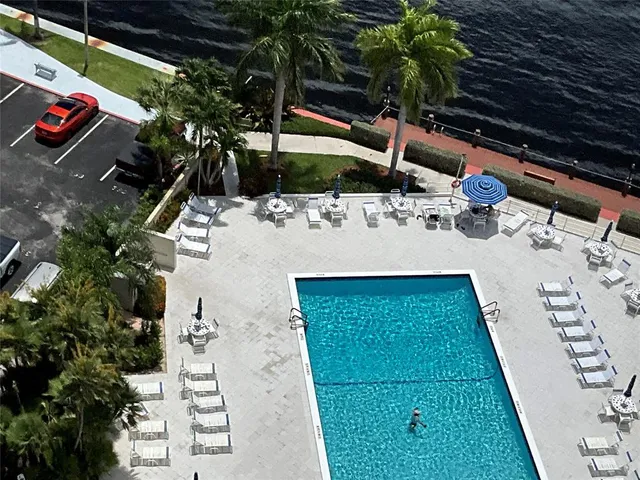 $695,000 | 3200 Northeast 36th Street, Unit 1601, Fort Lauderdale, FL 33308