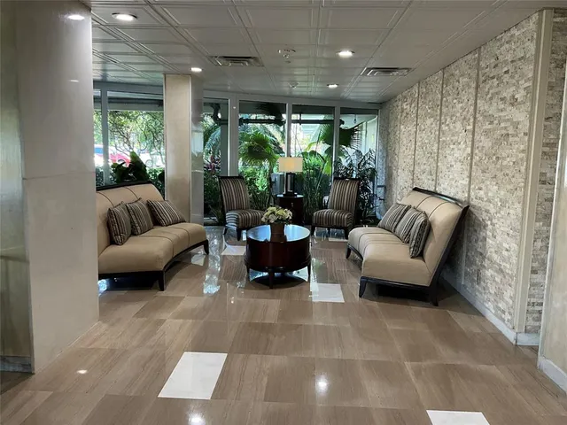 $695,000 | 3200 Northeast 36th Street, Unit 1601, Fort Lauderdale, FL 33308