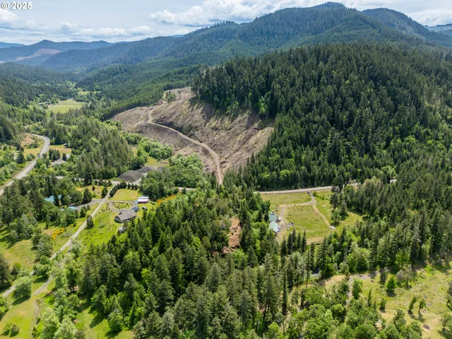 $197,000 | 400 Newbridge Road, Glide, OR 97443