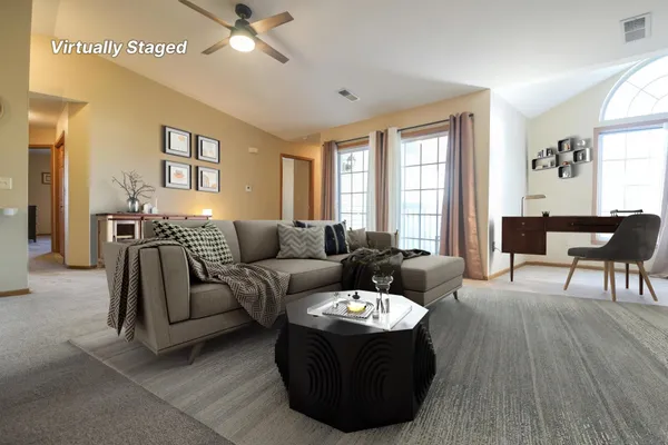 $269,900 | 1612 Commonwealth Drive, Unit 8, Fort Atkinson, WI 53538