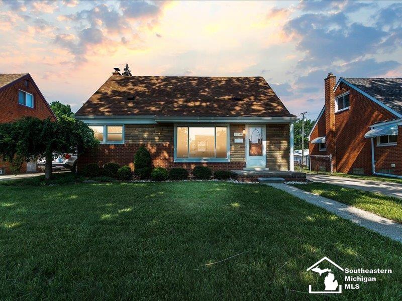 7850 Harding Street Taylor, MI 48180 - Photo 1 of 38