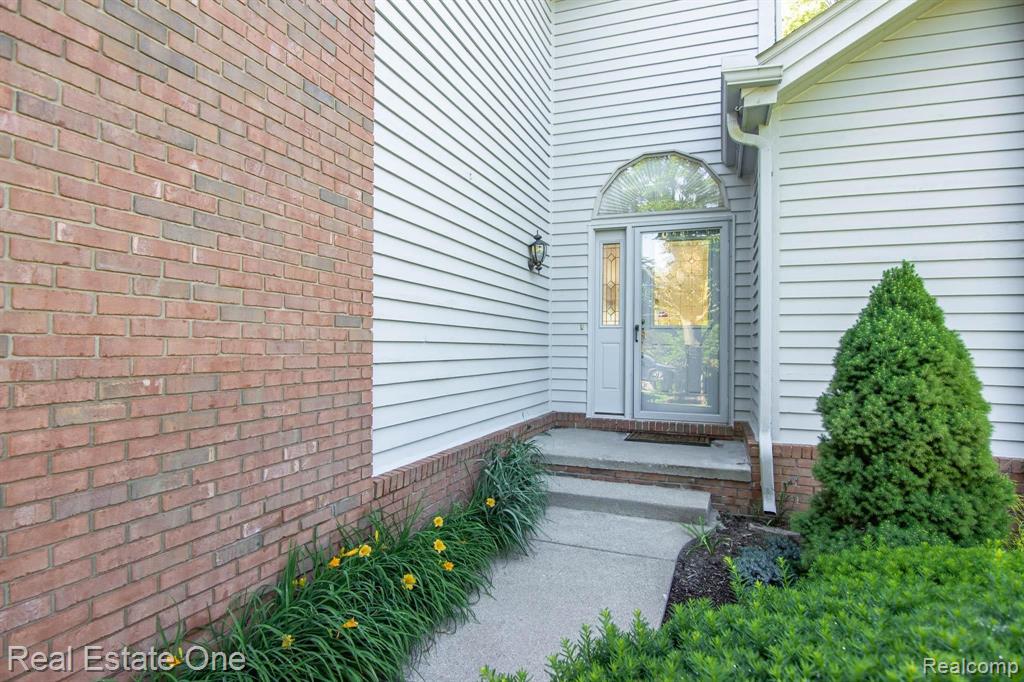6687 Ridgeview Drive, Unit 55 Clarkston, MI 48346 - Photo 26 of 28