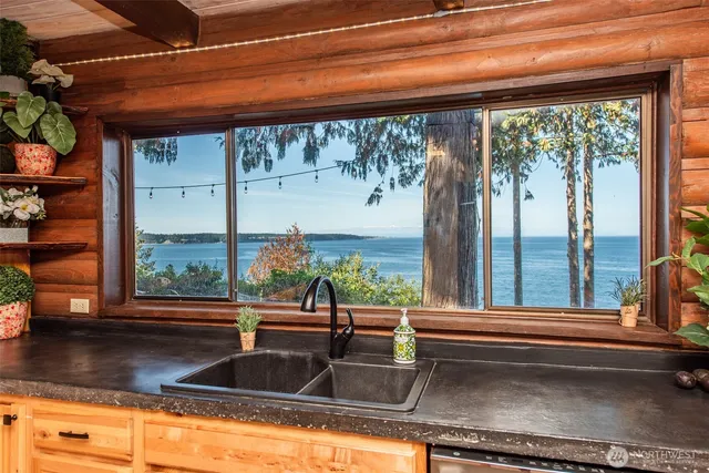 $1,049,000 | 412 Buck Loop Road, Sequim, WA 98382