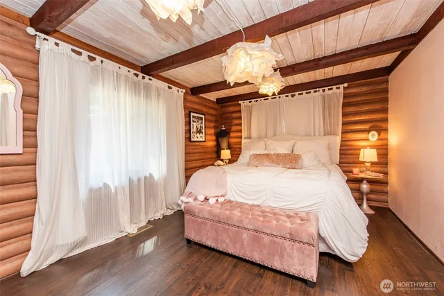 $1,049,000 | 412 Buck Loop Road, Sequim, WA 98382