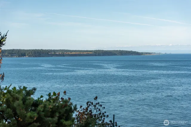 $1,049,000 | 412 Buck Loop Road, Sequim, WA 98382