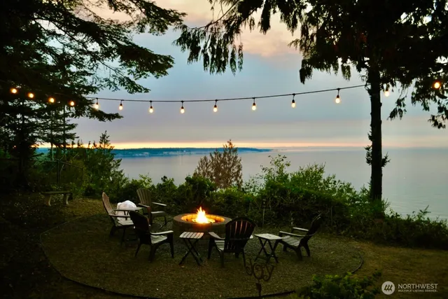 $1,049,000 | 412 Buck Loop Road, Sequim, WA 98382