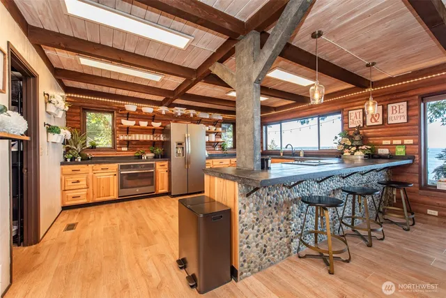 $1,049,000 | 412 Buck Loop Road, Sequim, WA 98382