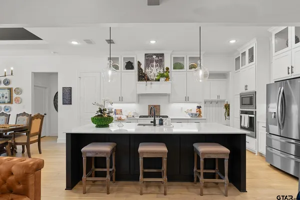 $459,000 | 9162 Cave Br Cove, Tyler, TX 75703