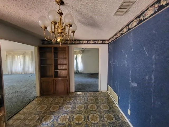 $138,437 | 306 Wade Street, Olney, TX 76374