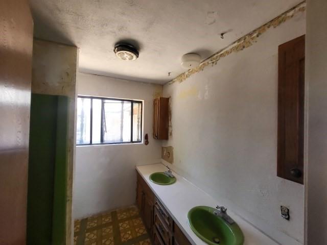 306 Wade Street Olney, TX 76374 - Photo 20 of 22