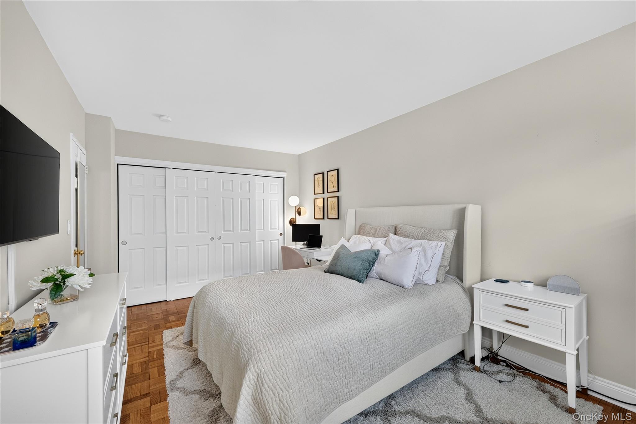 240 Garth Road, Unit 4H2 Scarsdale, NY 10583 - Photo 21 of 27