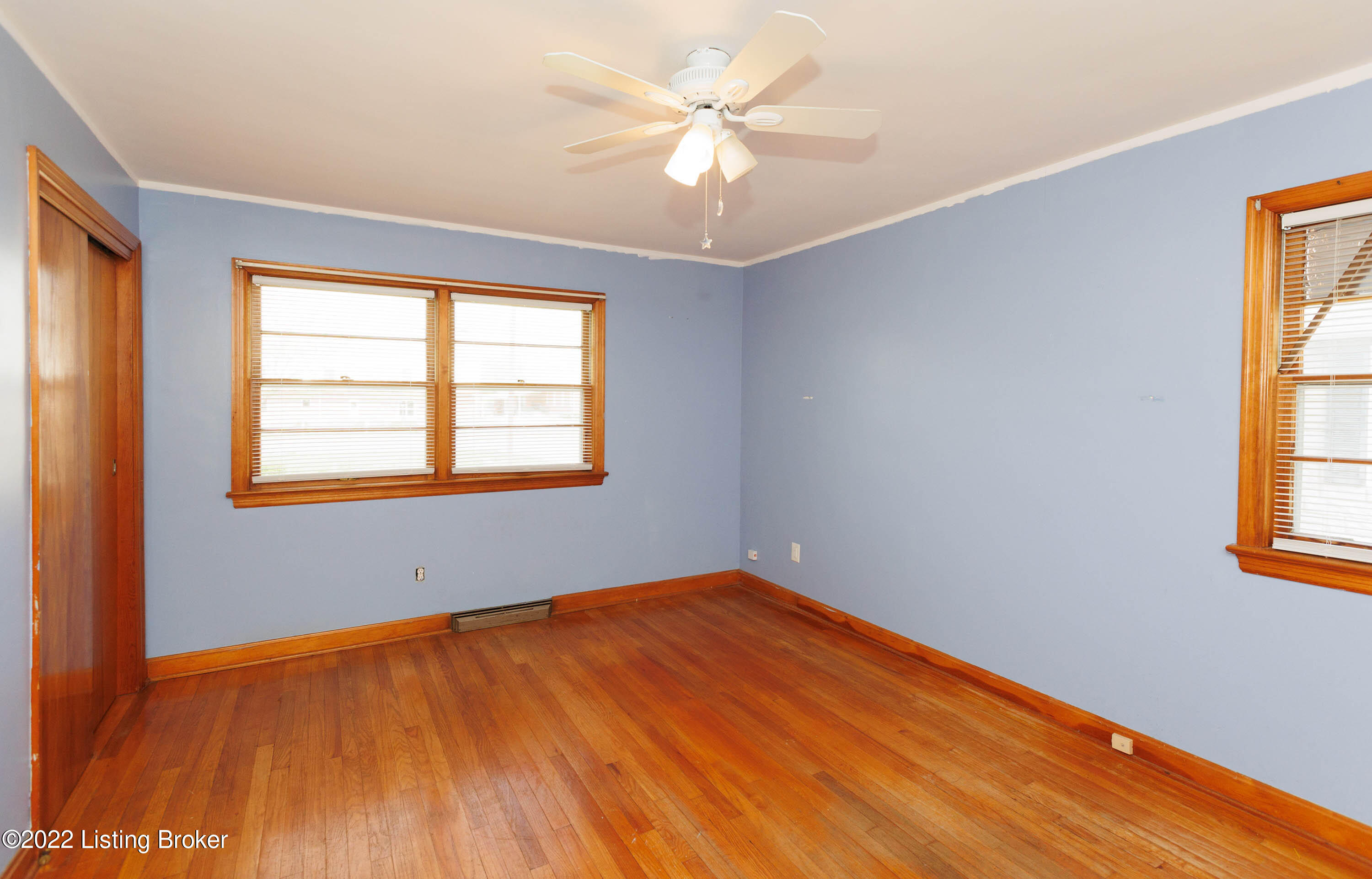 4725 Dover Road Louisville, KY 40216 - Photo 32 of 42 035