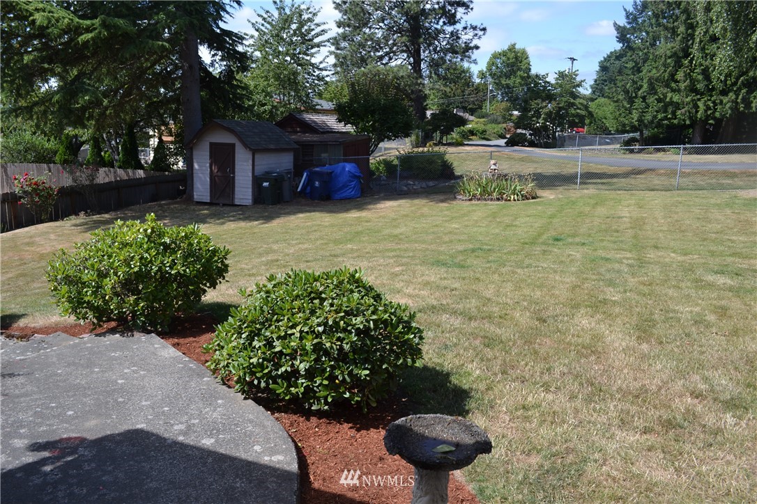 11230 Southeast 182nd Street Renton, WA 98055 - Photo 12 of 15 Gallery Image 12
