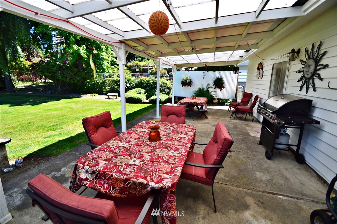 11230 Southeast 182nd Street Renton, WA 98055 - Photo 14 of 15 Gallery Image 14