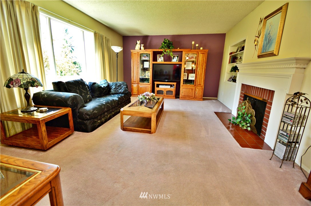 11230 Southeast 182nd Street Renton, WA 98055 - Photo 9 of 15 Gallery Image 9
