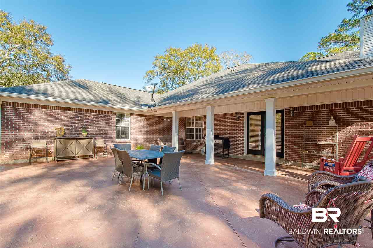 1401 North Alston Street Foley, AL 36535 - Photo 34 of 43 Patio (30x26)
