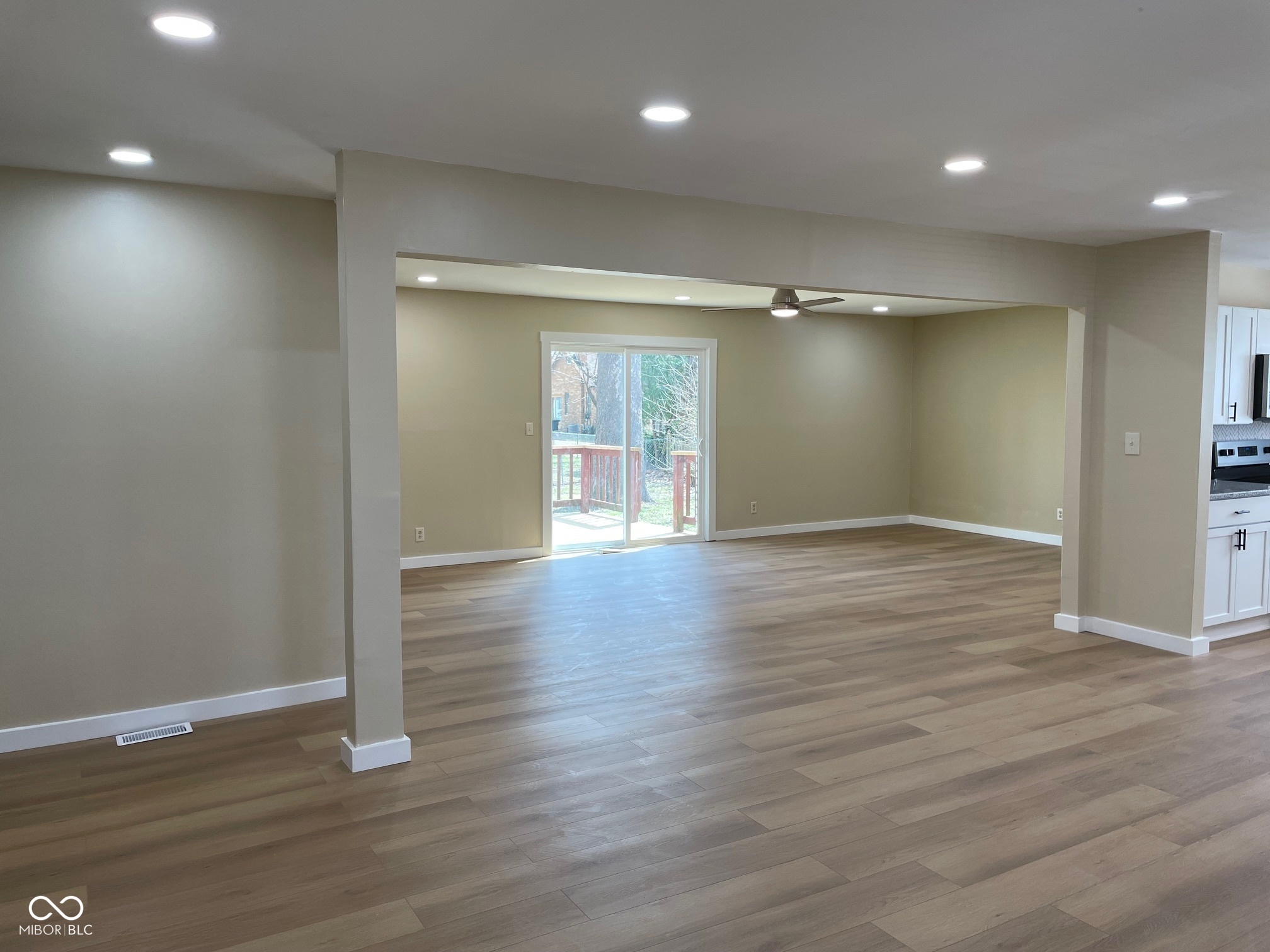 5105 Manning Road Indianapolis, IN 46228 - Photo 3 of 24 Gallery Image 3