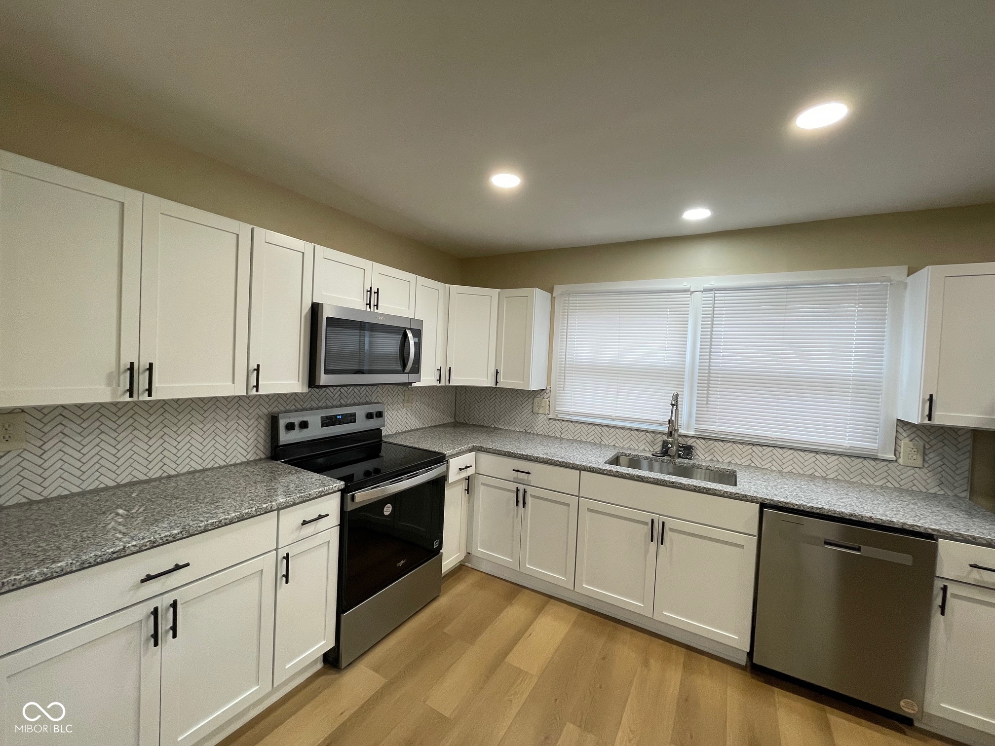 5105 Manning Road Indianapolis, IN 46228 - Photo 5 of 24 Gallery Image 5