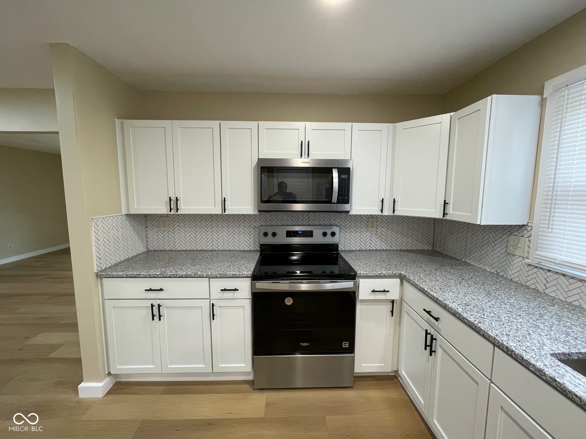 5105 Manning Road Indianapolis, IN 46228 - Photo 7 of 24 Gallery Image 7