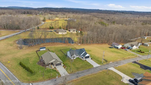 $415,000 | 35 Perry Crk Drive, Crossville, TN 38572
