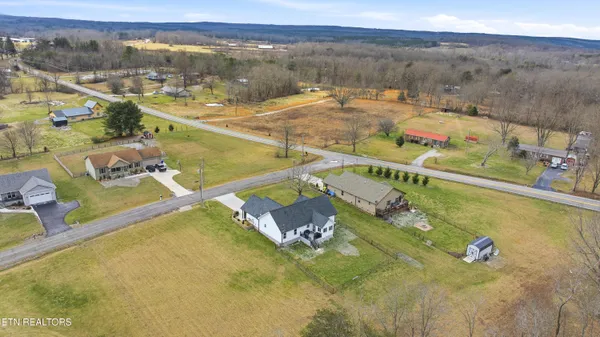 $415,000 | 35 Perry Crk Drive, Crossville, TN 38572