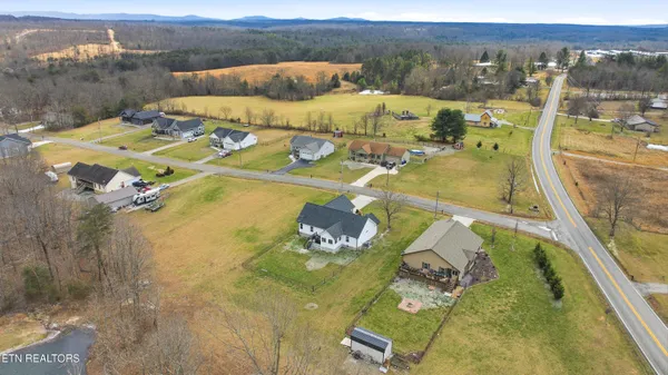 $415,000 | 35 Perry Crk Drive, Crossville, TN 38572