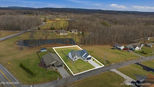 $415,000 | 35 Perry Crk Drive, Crossville, TN 38572