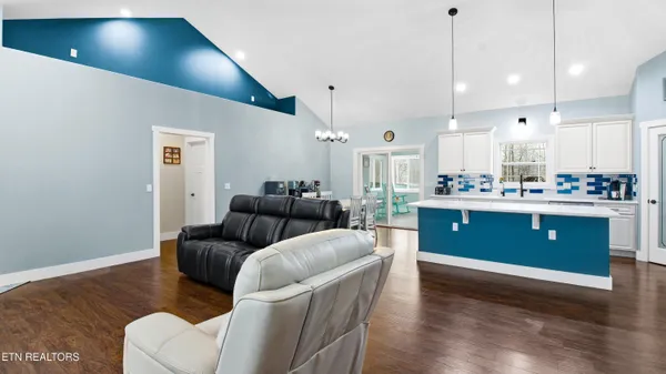 $415,000 | 35 Perry Crk Drive, Crossville, TN 38572