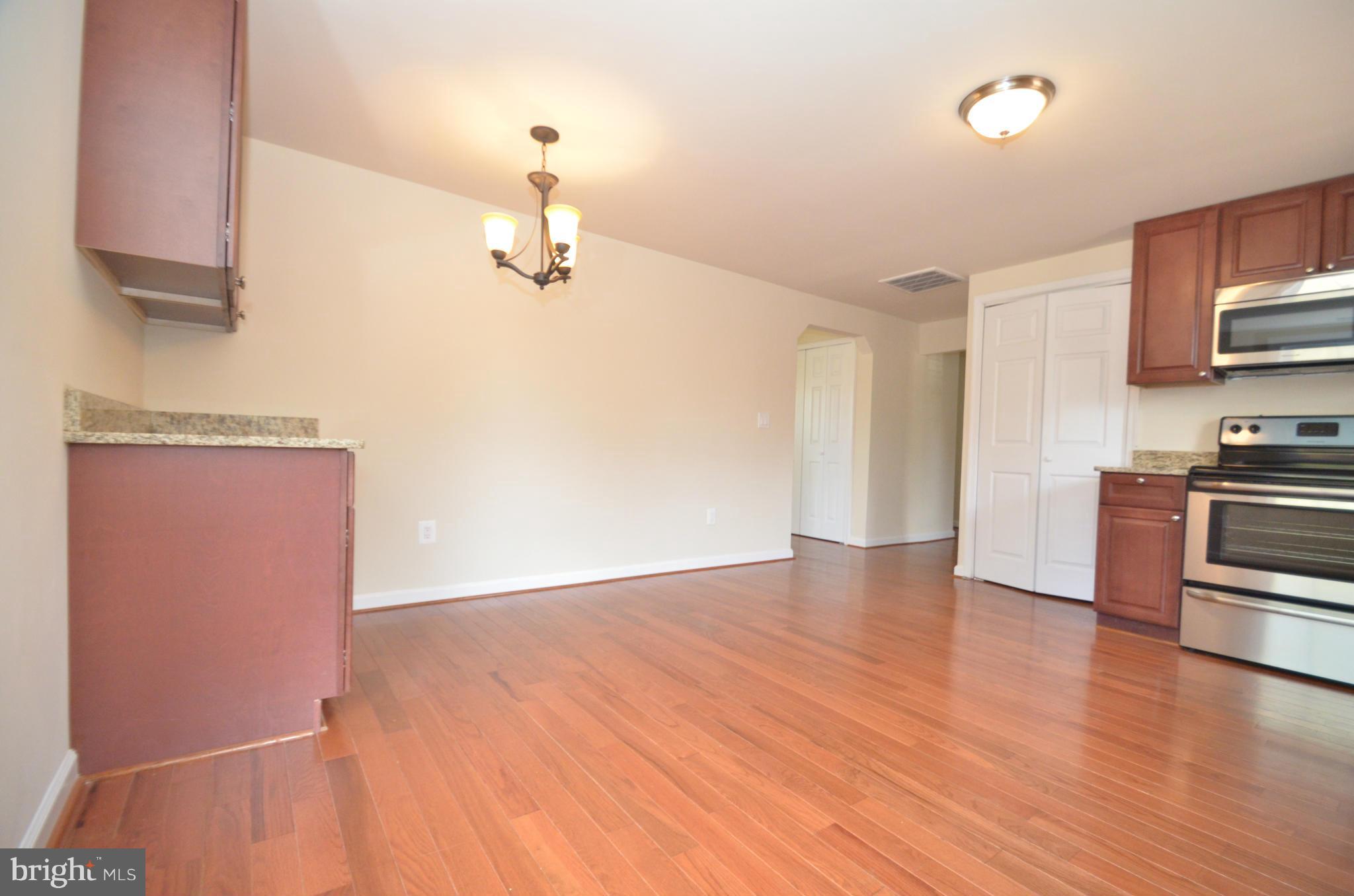 7007 Vismanco Lane Clinton, MD 20735 - Photo 9 of 28 Kitchen