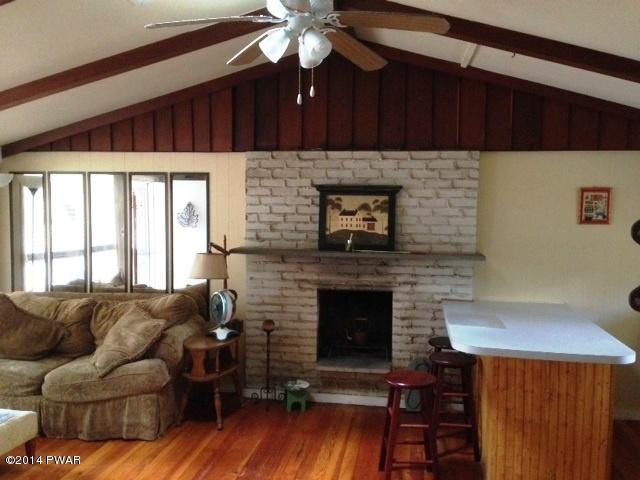 6 Main Street Greentown, PA 18426 - Photo 2 of 22