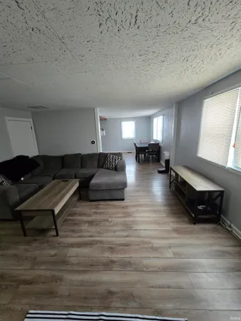 $152,000 | 104 West Pine Street, New Market, IN 47965