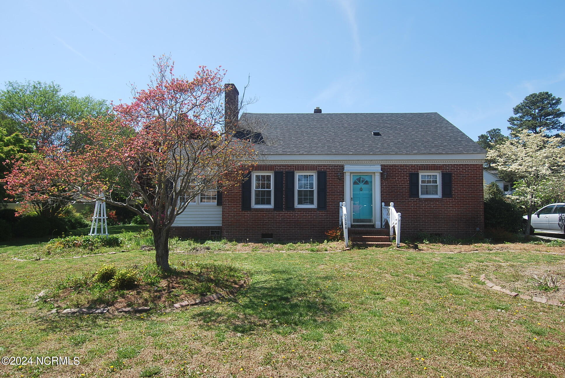106 Cedar Street Colerain, NC 27924 - Photo 1 of 40 DSC_2543