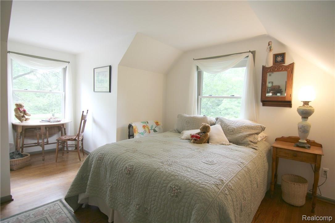 8600 Napier Road Northville, MI 48168 - Photo 18 of 39 Napier Rd Upper Bedroom 3.jpg