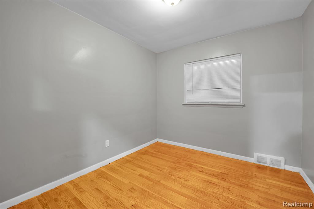 15760 Greenfield Road Detroit, MI 48227 - Photo 16 of 29