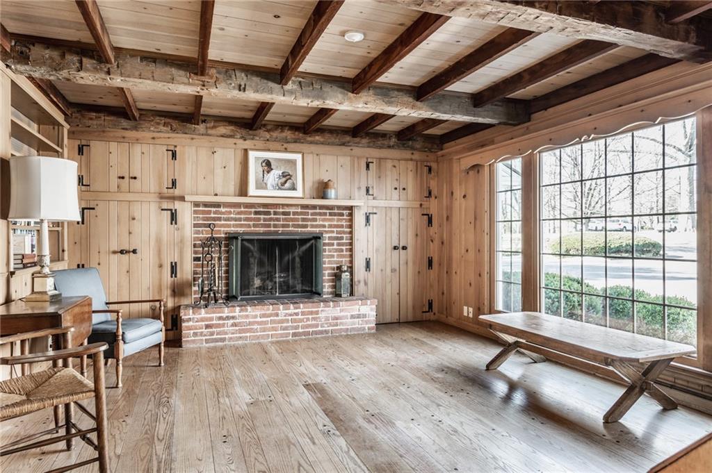 7767 Spring Mill Road Indianapolis, IN 46260 - Photo 15 of 51 Gallery Image 15