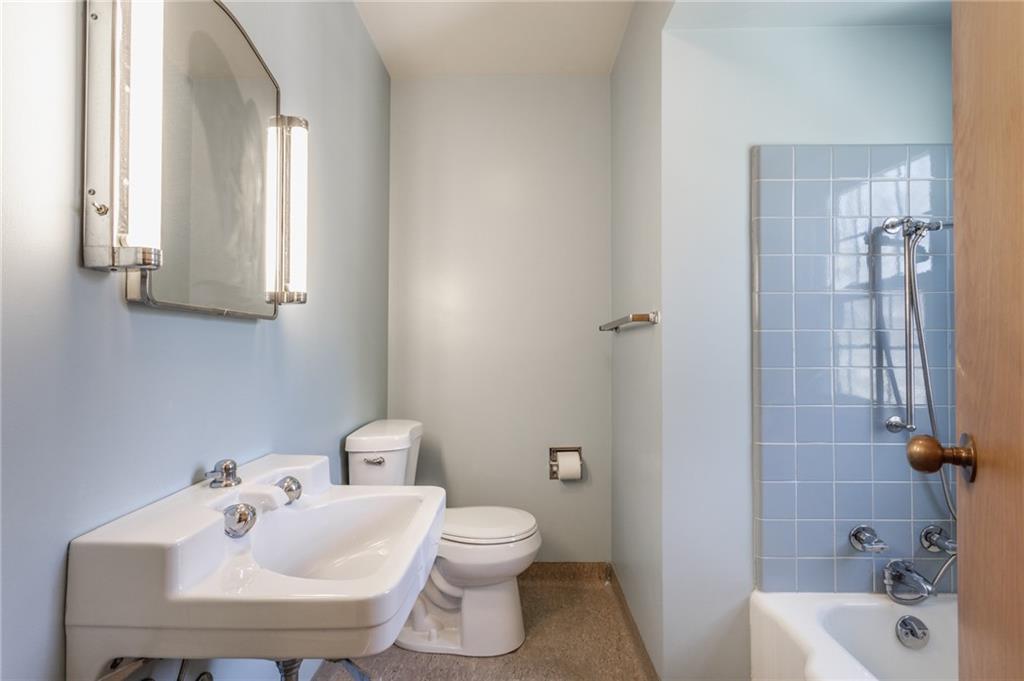 7767 Spring Mill Road Indianapolis, IN 46260 - Photo 33 of 51 Gallery Image 33