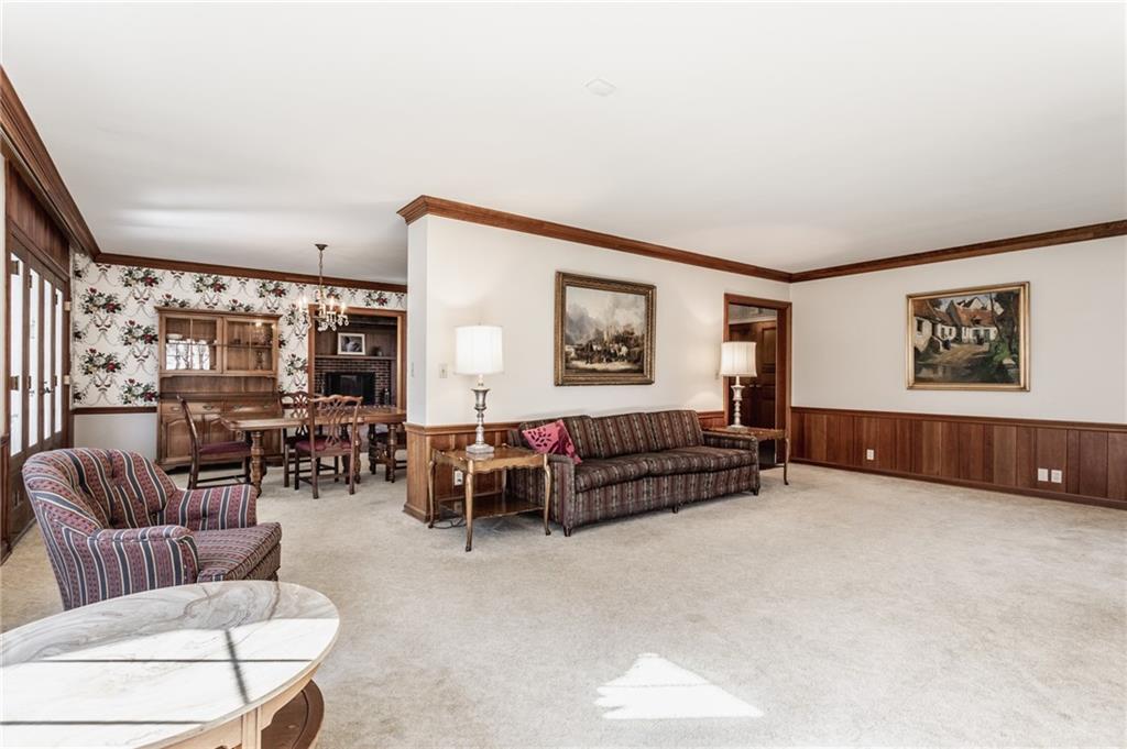 7767 Spring Mill Road Indianapolis, IN 46260 - Photo 9 of 51 Gallery Image 9