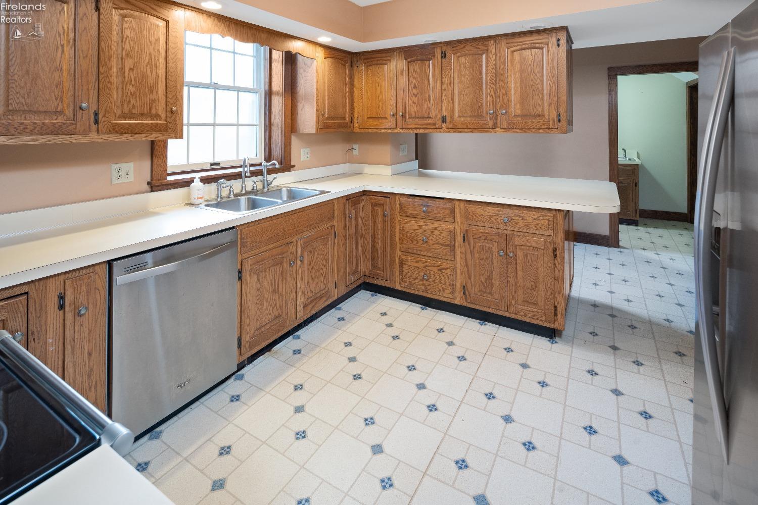5702 SW Road Castalia, OH 44824 - Photo 13 of 35 Gallery Image 13