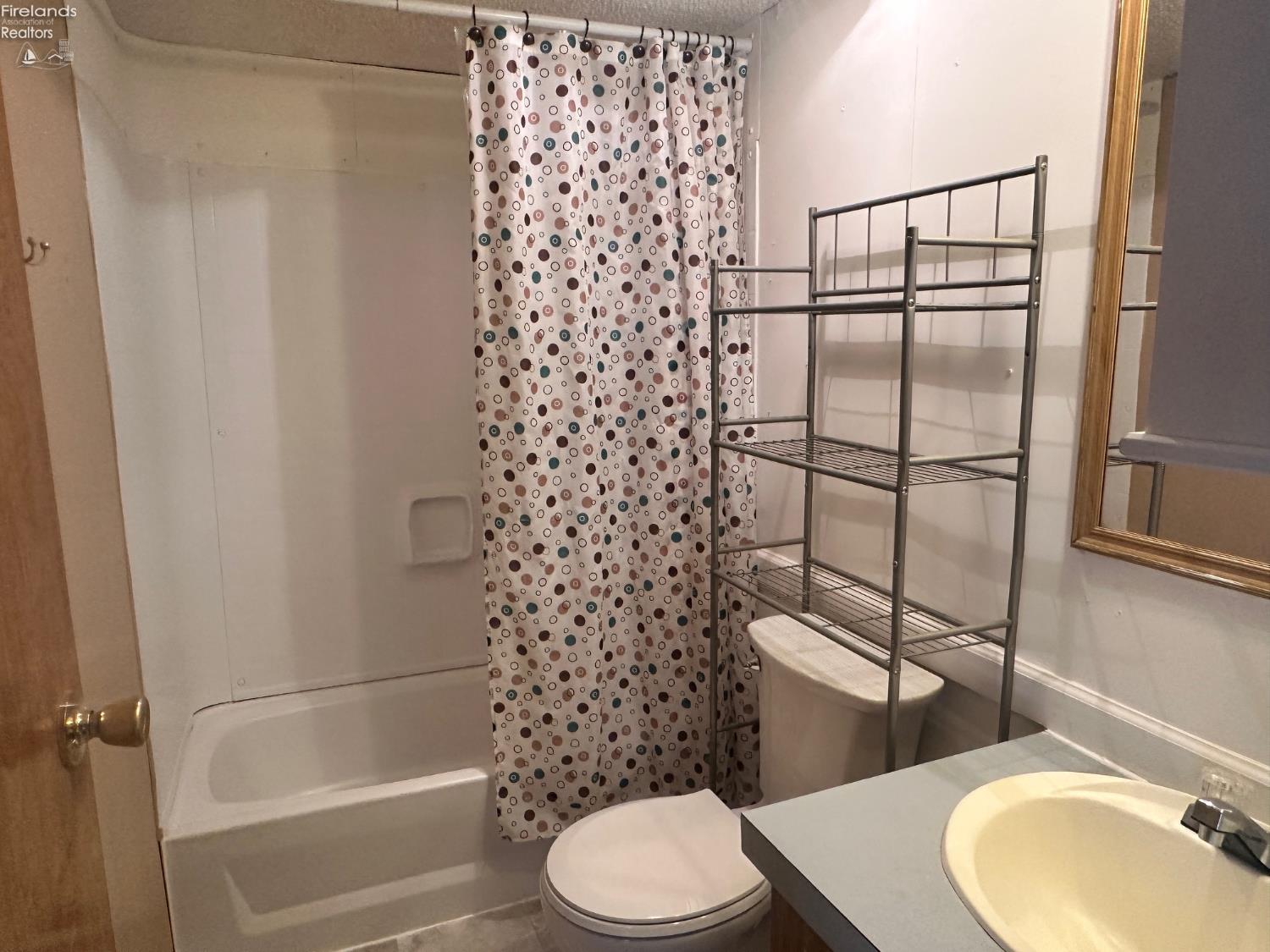 1730 Port Clinton Road, Unit 41 Fremont, OH 43420 - Photo 14 of 22 Gallery Image 14