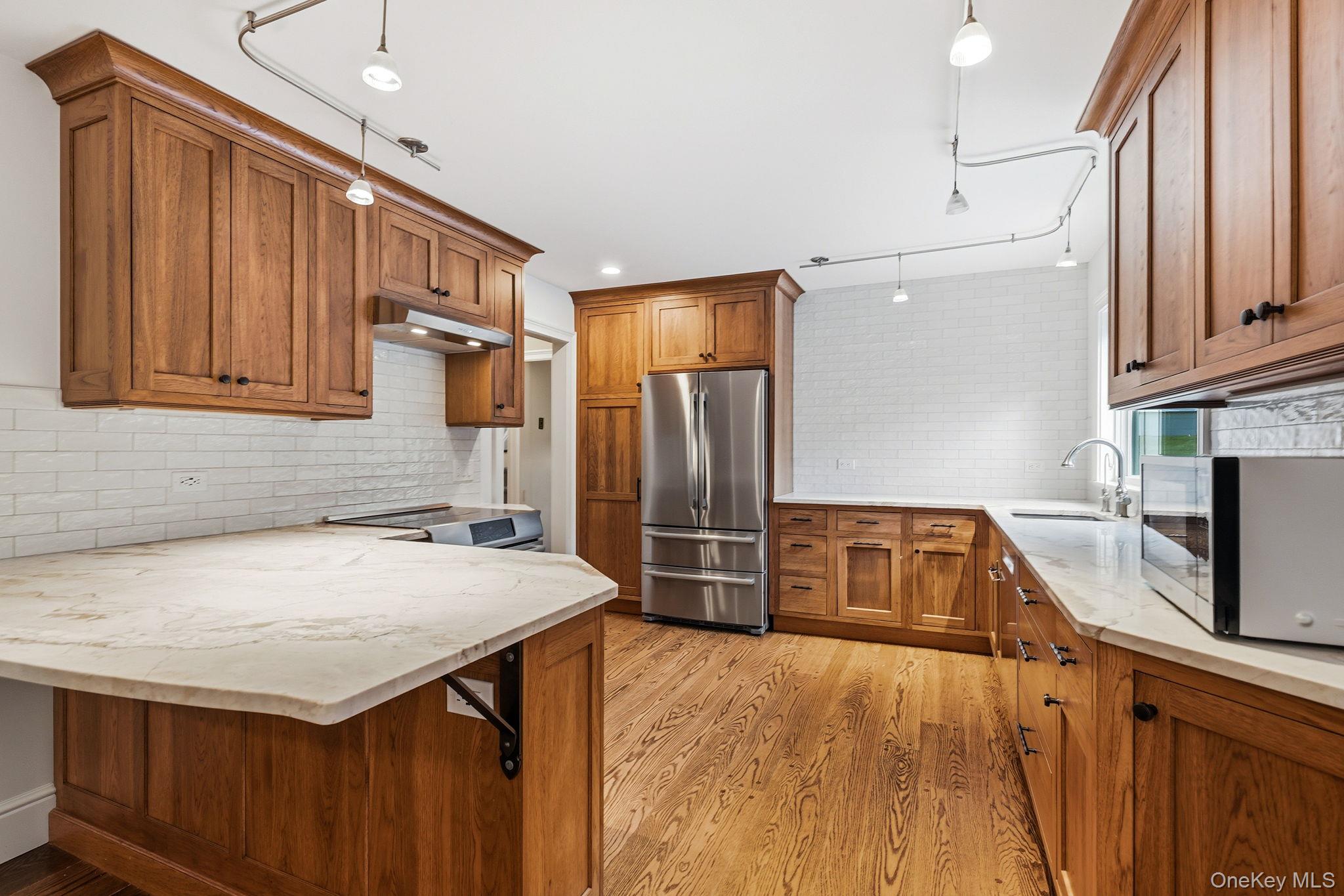 119 Mustato Road Katonah, NY 10536 - Photo 8 of 31 Beautiful cabinetry and counters