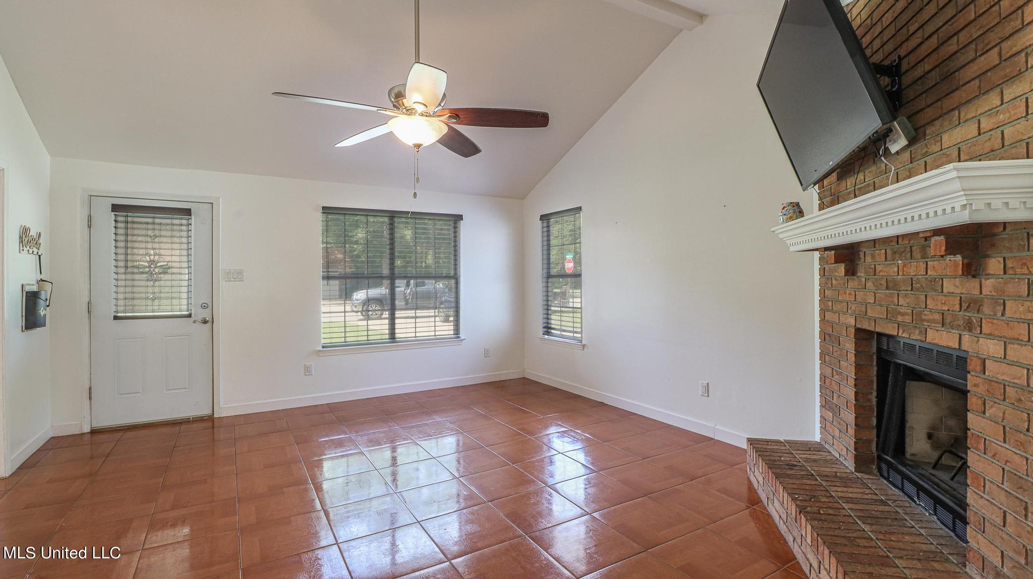 1301 Springridge Road Gautier, MS 39553 - Photo 3 of 17 1301 Springridge Road-39019