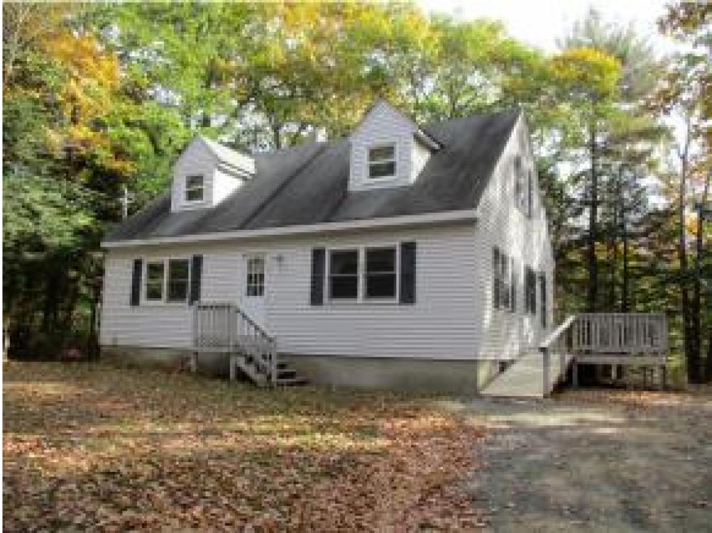 13 Windsor Way Barnstead, NH 03225 - Photo 1 of 10 Gallery Image 1