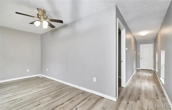 $200,000 | 900 North Elm Avenue, Webster Groves, MO 63119