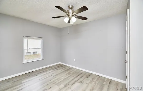 $200,000 | 900 North Elm Avenue, Webster Groves, MO 63119