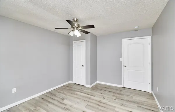 $200,000 | 900 North Elm Avenue, Webster Groves, MO 63119