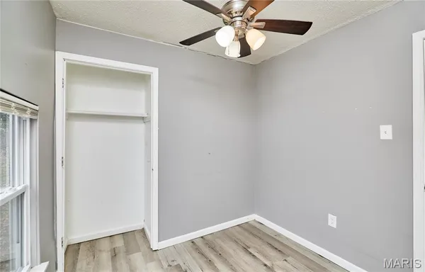 $200,000 | 900 North Elm Avenue, Webster Groves, MO 63119