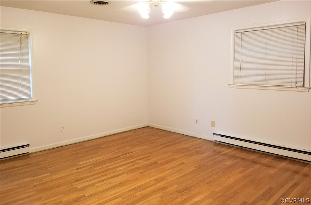 10830 Weybridge Road Chester, VA 23831 - Photo 26 of 33 an empty room with a window
