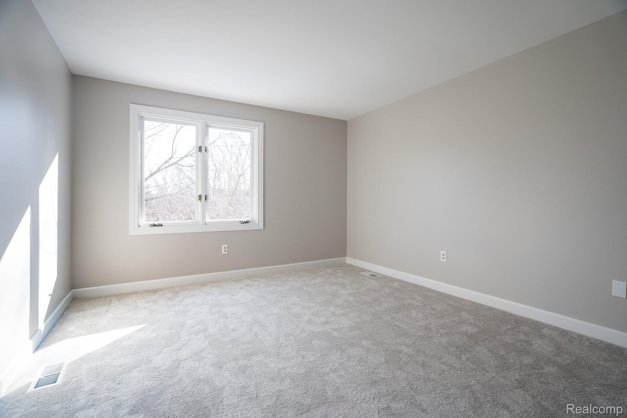 111 Devon Road Bloomfield Hills, MI 48302 - Photo 33 of 41 Bedroom 2