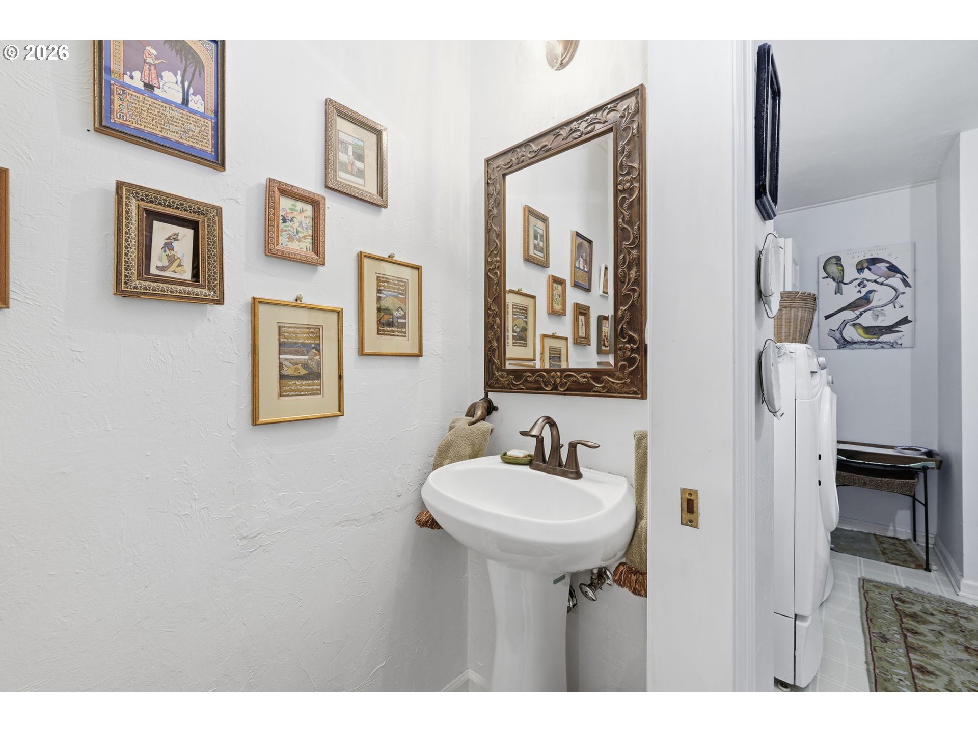 200 Irving Road Eugene, OR 97404 - Photo 29 of 48 Bathroom