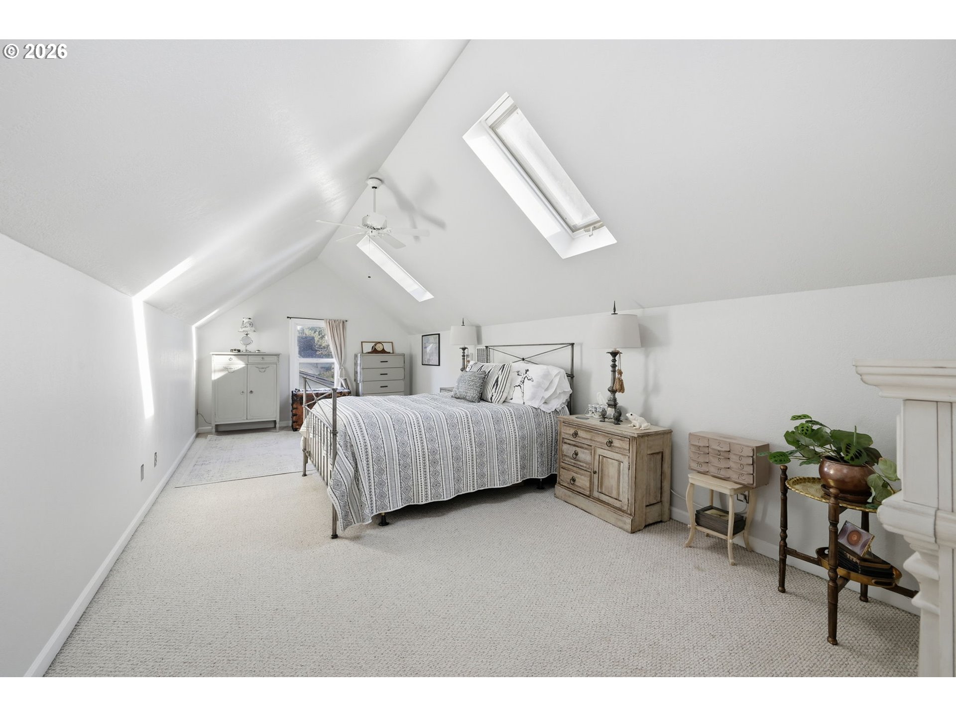 200 Irving Road Eugene, OR 97404 - Photo 32 of 48 Bedroom